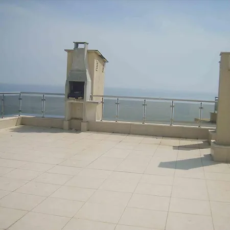 In Panorama Complex *
